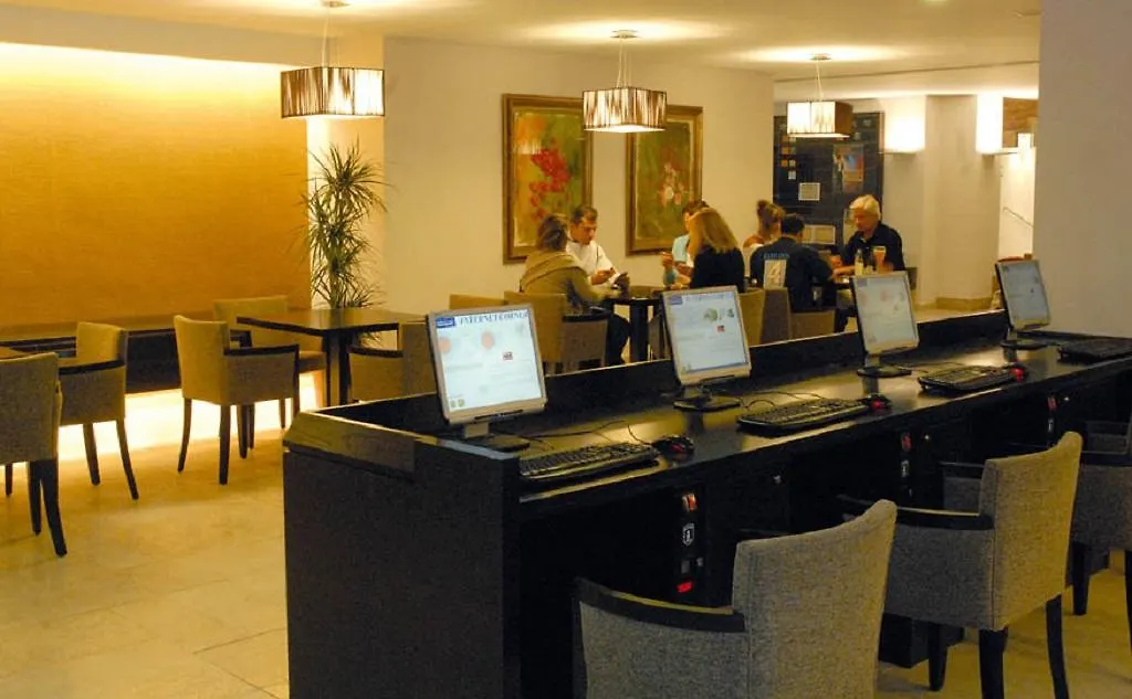Hotel Beachclub Font De Sa Cala