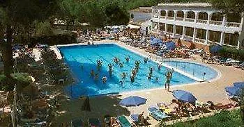 Hotel Beachclub Font De Sa Cala 4*,