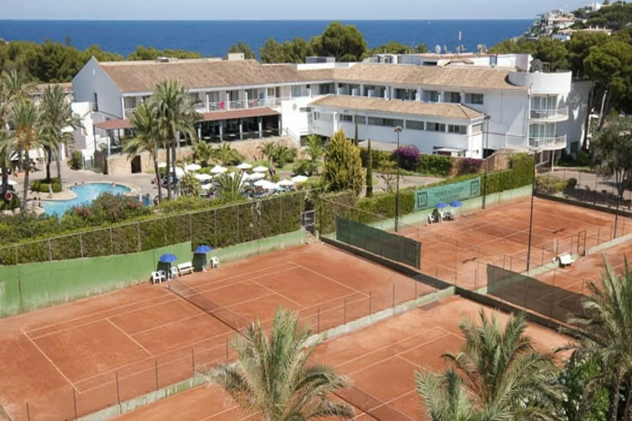 Hotel Beachclub Font De Sa Cala