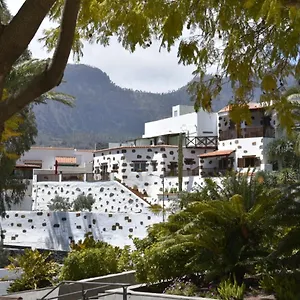 https://holiday-cottage-camario.in-canary-islands.com