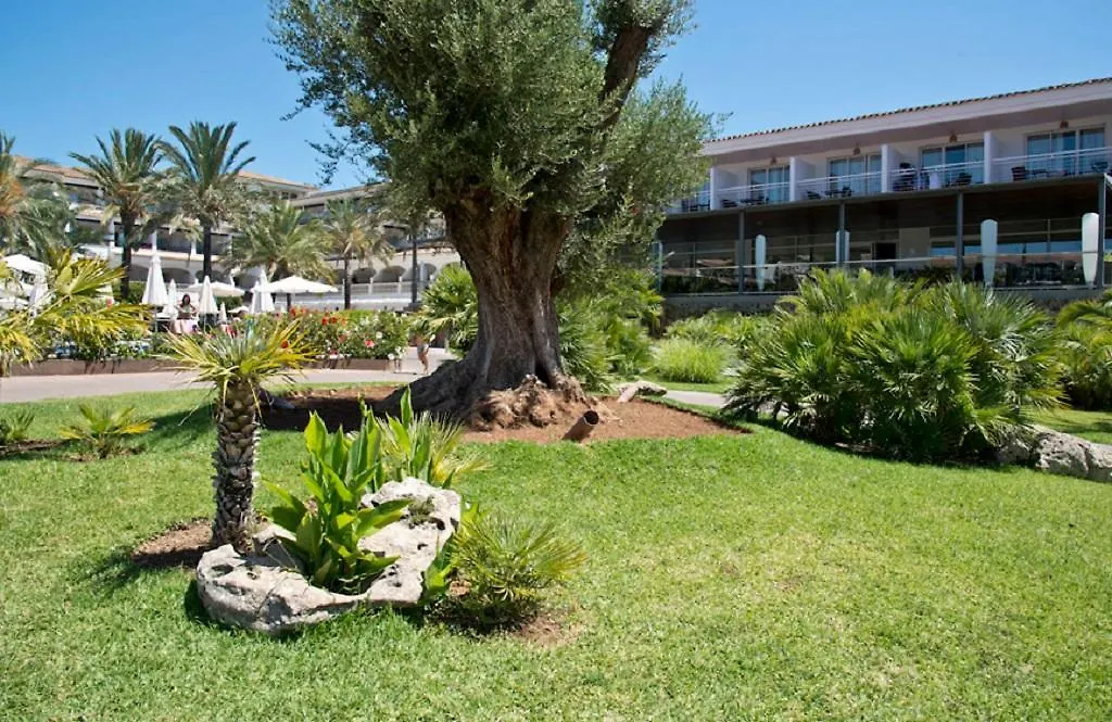 Hotel Beachclub Font De Sa Cala