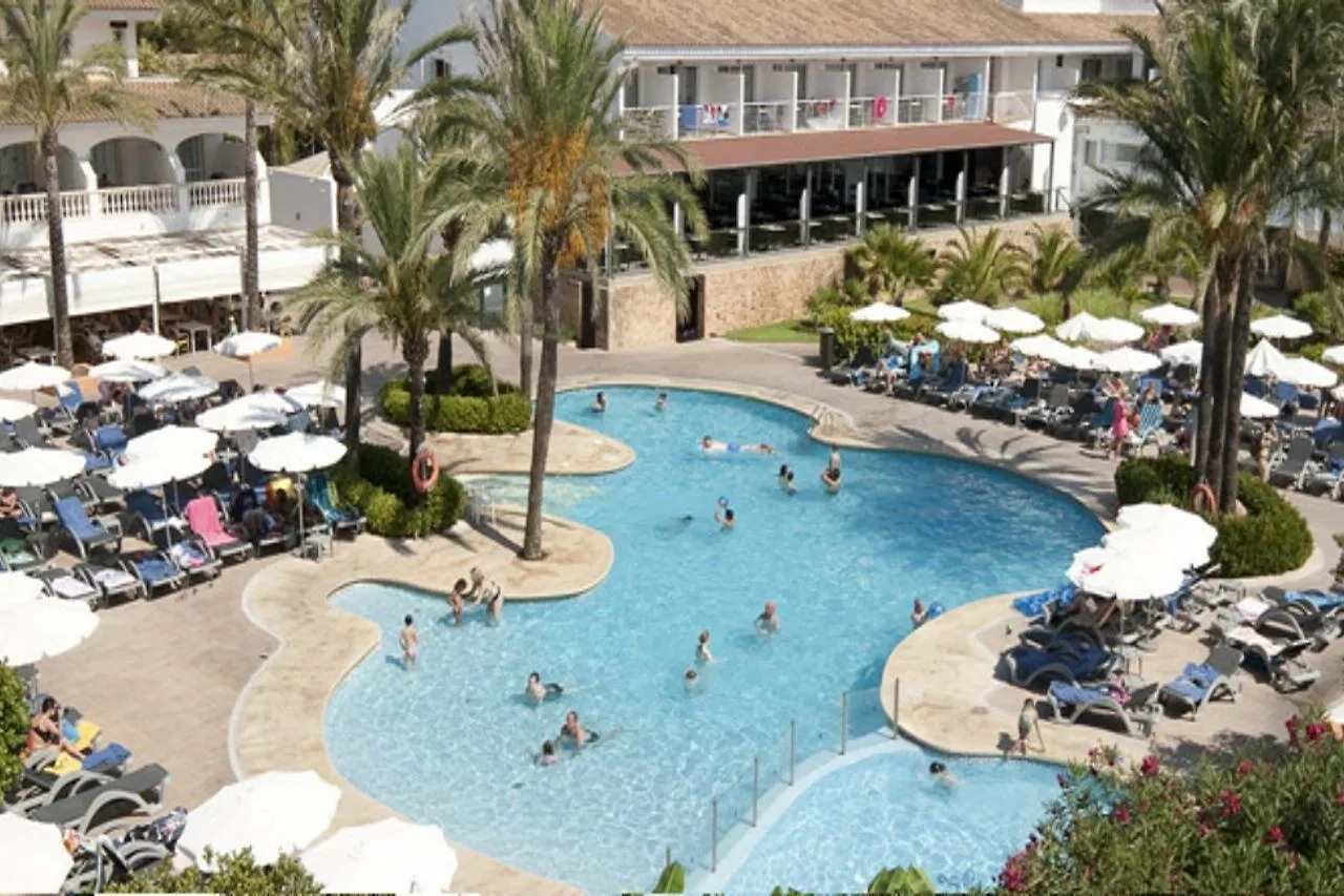 Hotel Beachclub Font De Sa Cala