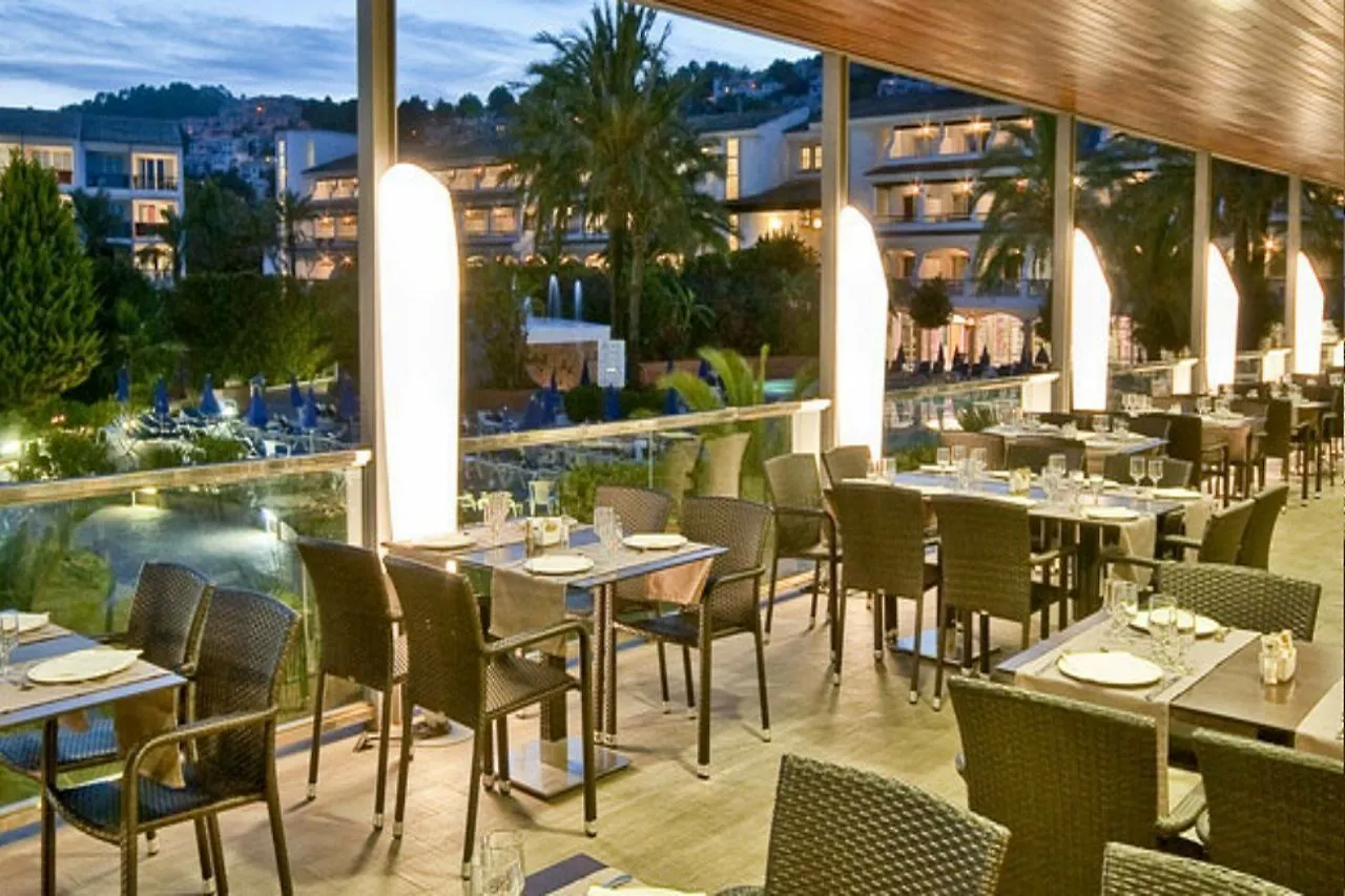 Hotel Beachclub Font De Sa Cala